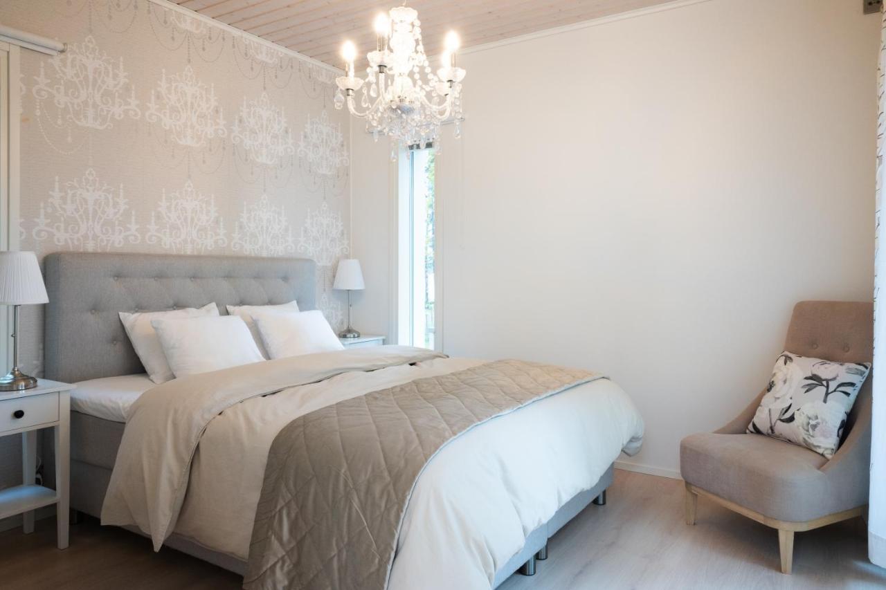 רובניימי Luxurious Villa Kinos With Jacuzzi מראה חיצוני תמונה