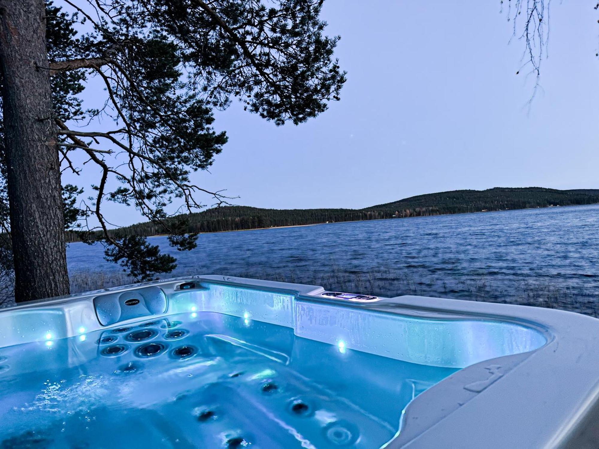 רובניימי Luxurious Villa Kinos With Jacuzzi מראה חיצוני תמונה